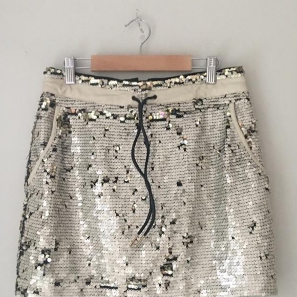 Skirt - Picture 2 of 2